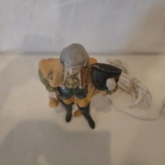 Vintage Underwriters Laboratories Portable Lamp 18th Century Man w/ Hat 93,191 - Picture 5 of 7